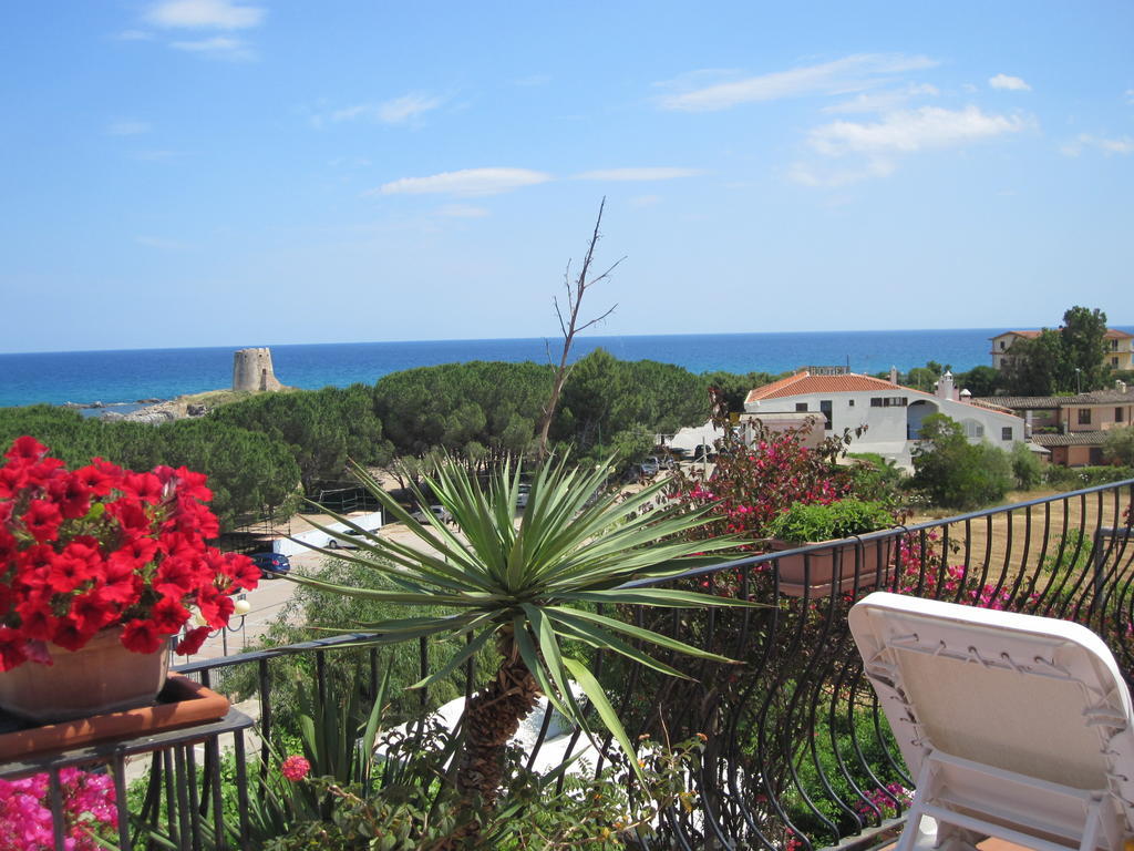 Domus De Janas Sul Mare Hotel Bari Sardo Bagian luar foto